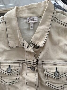 True Freedom White denim vest